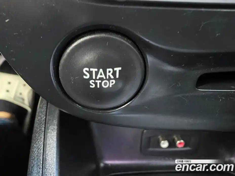 Renault SM3 2010 1.6 Автомат в Москве № 330020, фото 13