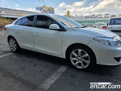 Renault SM3 2010 1.6 Автомат в Москве № 330020, миниатюра 5