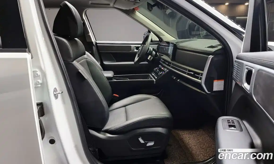 Hyundai Santa Fe 2024 1.6 Автомат в Москве № 335463, фото 8