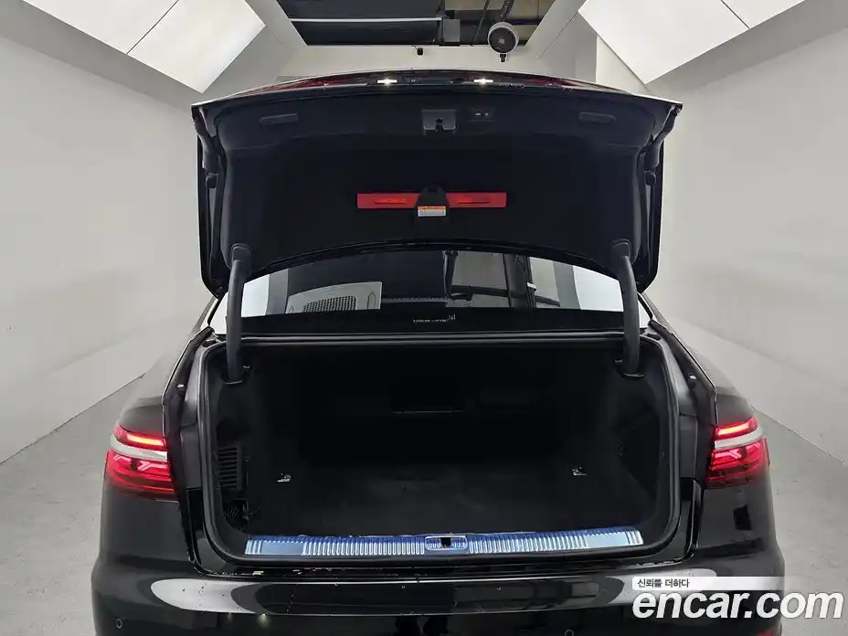 Audi A8 2023 3.0 Автомат в Москве № 343967, фото 19