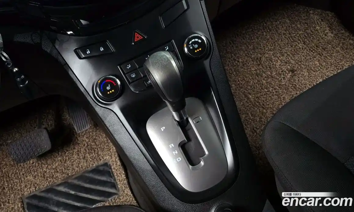 Chevrolet Orlando 2012 2.0 Автомат в Москве № 354645, фото 9