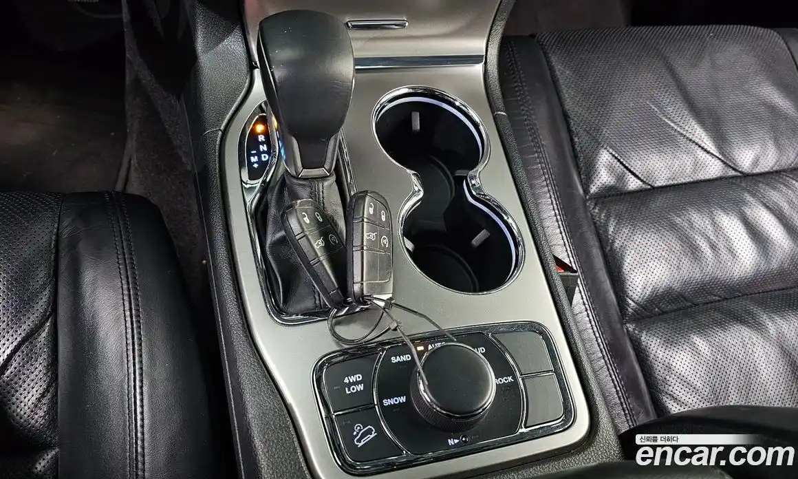 Jeep Cherokee 2018 3.0 Автомат в Москве № 356966, фото 9