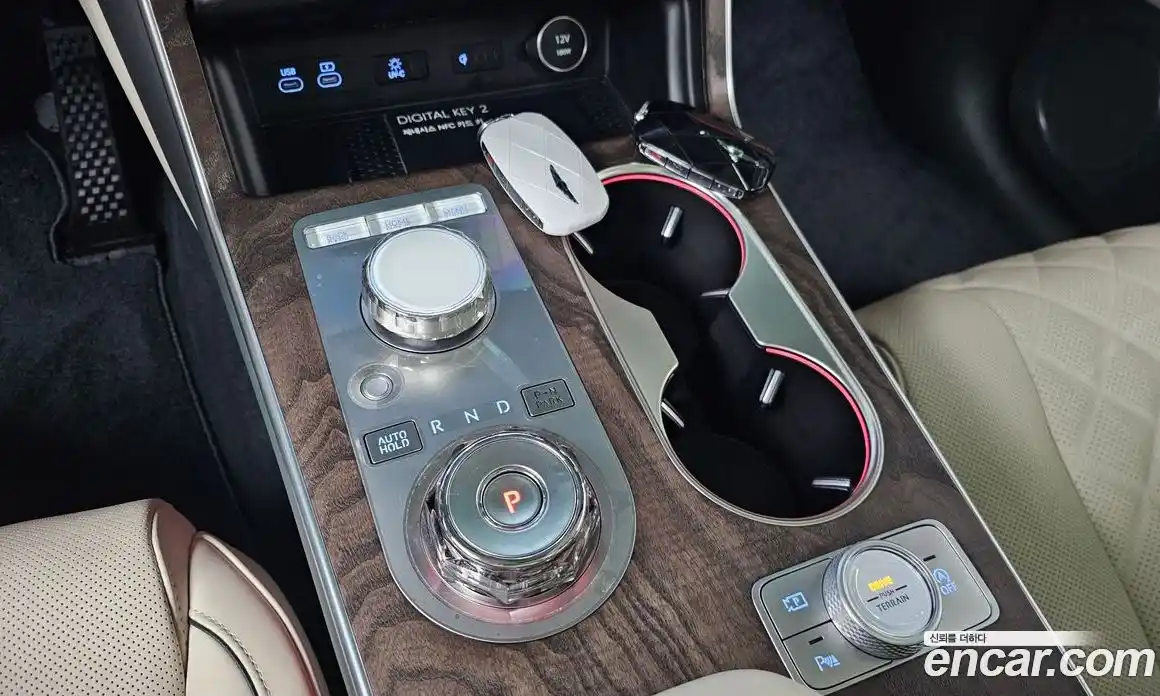 Genesis GV80 2024 2.5 Автомат в Москве № 364043, фото 9