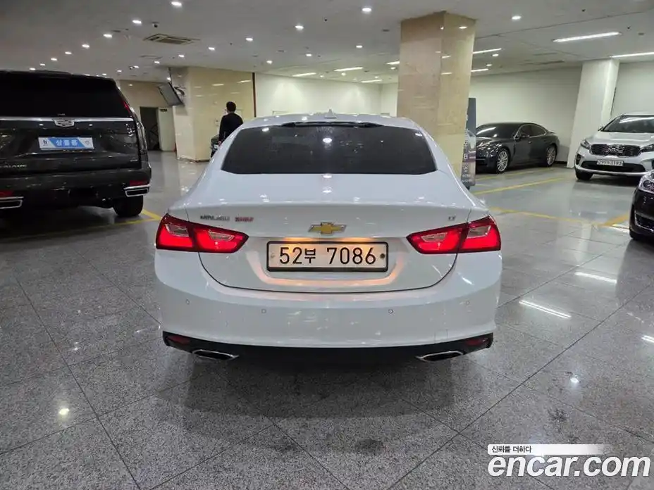 Chevrolet Malibu 2017 2.0 Автомат в Москве № 36742, фото 4