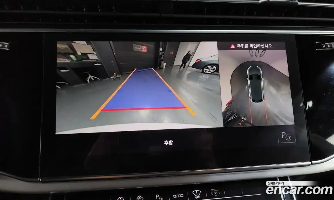 Audi Q8 2021 3.0 Автомат в Москве № 373149, фото 15