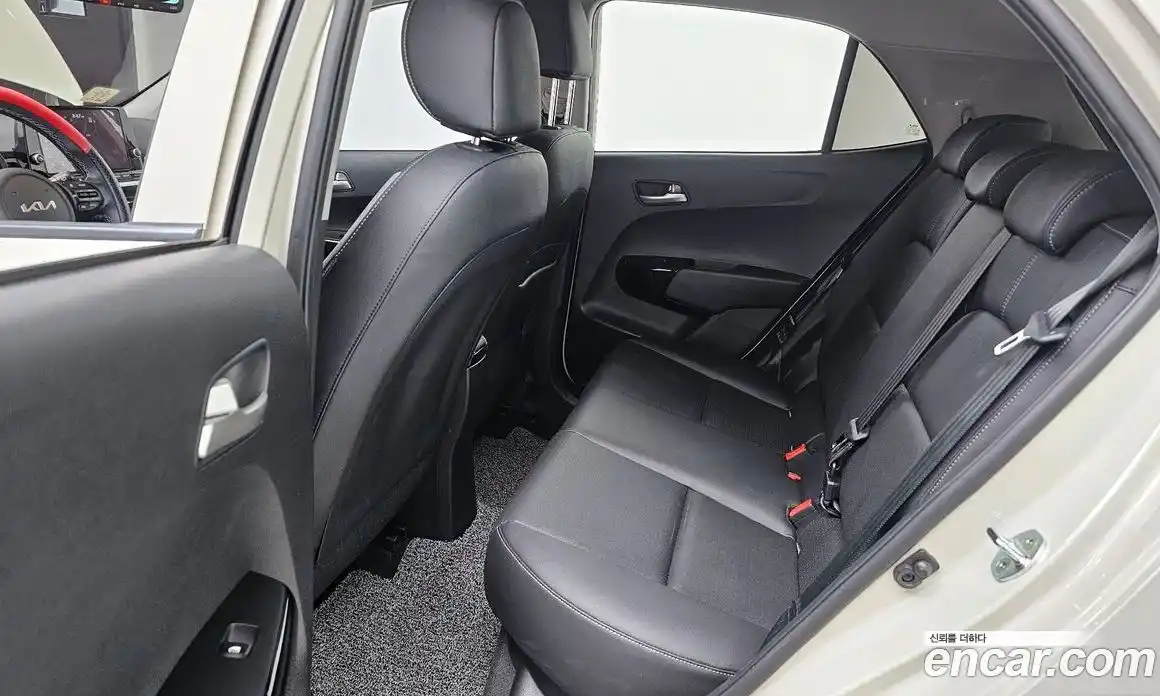 Kia Morning 2022 1.0 Автомат в Москве № 383592, фото 12