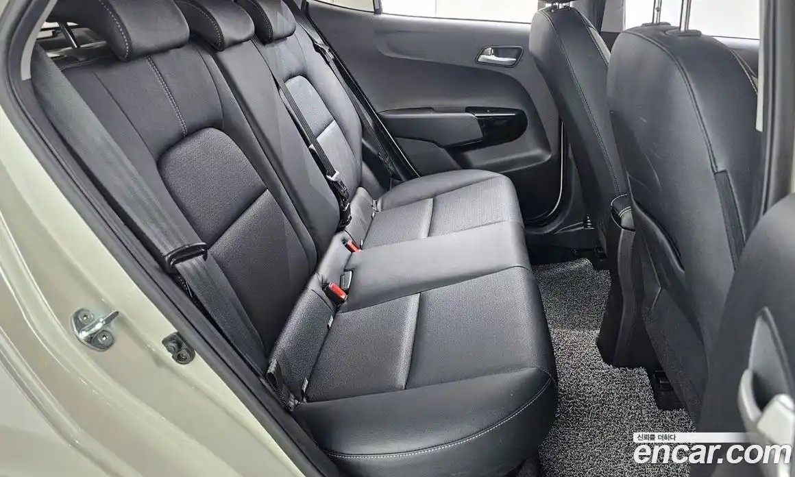 Kia Morning 2022 1.0 Автомат в Москве № 383592, фото 13