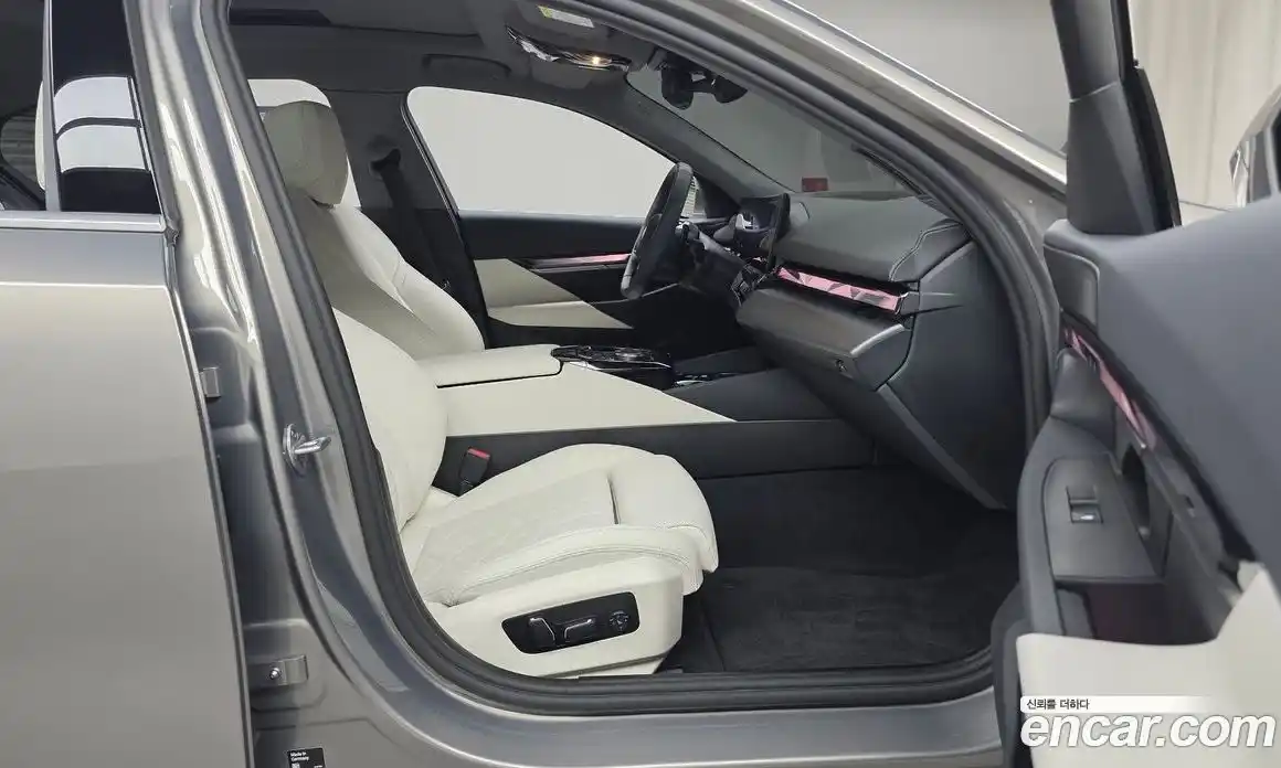 BMW 5-Series 2025 2.0 Автомат в Москве № 384231, фото 11