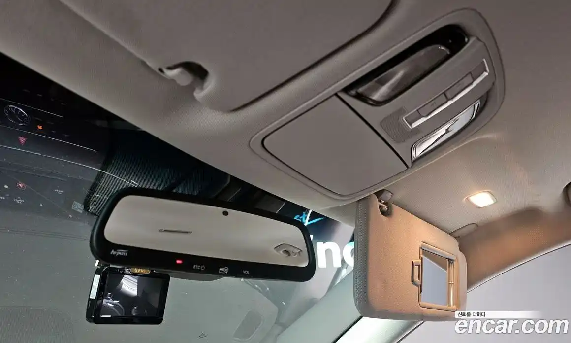 Kia K7 2017 2.4 Автомат в Москве № 385580, фото 20