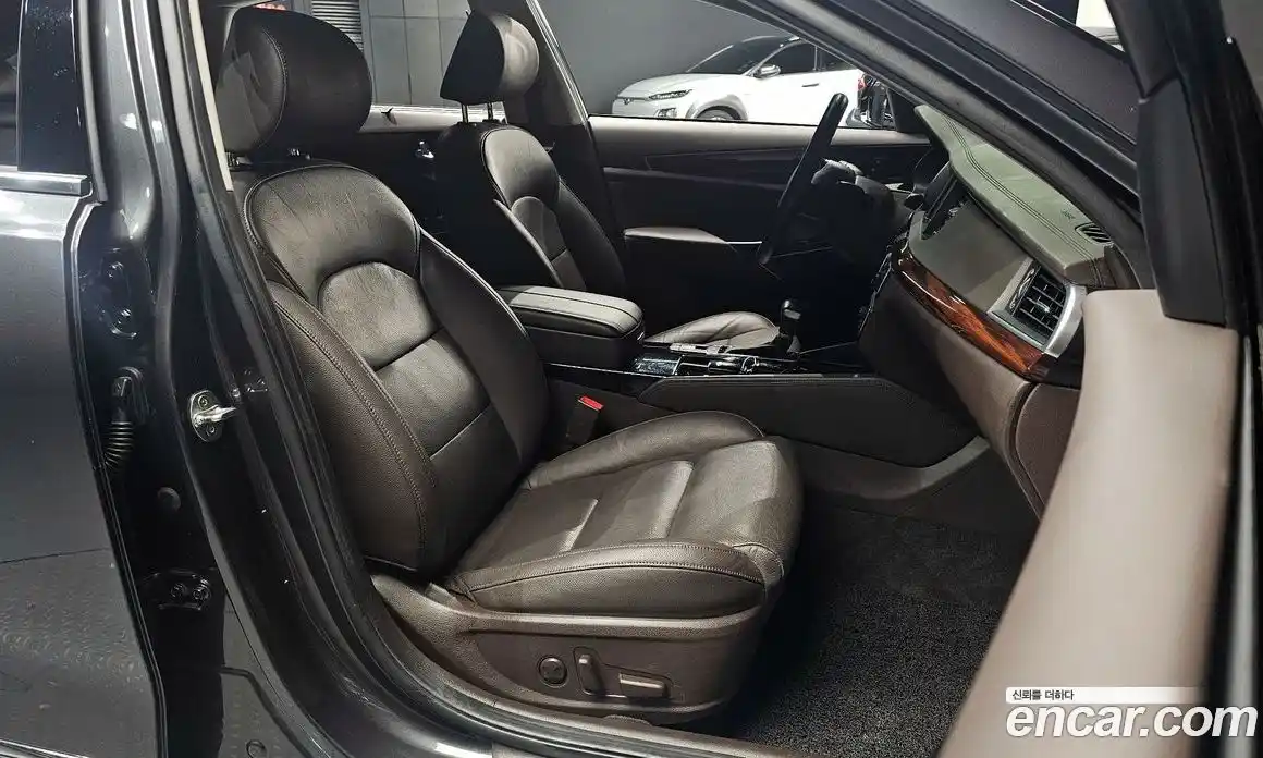 Kia K7 2017 2.4 Автомат в Москве № 385580, фото 10