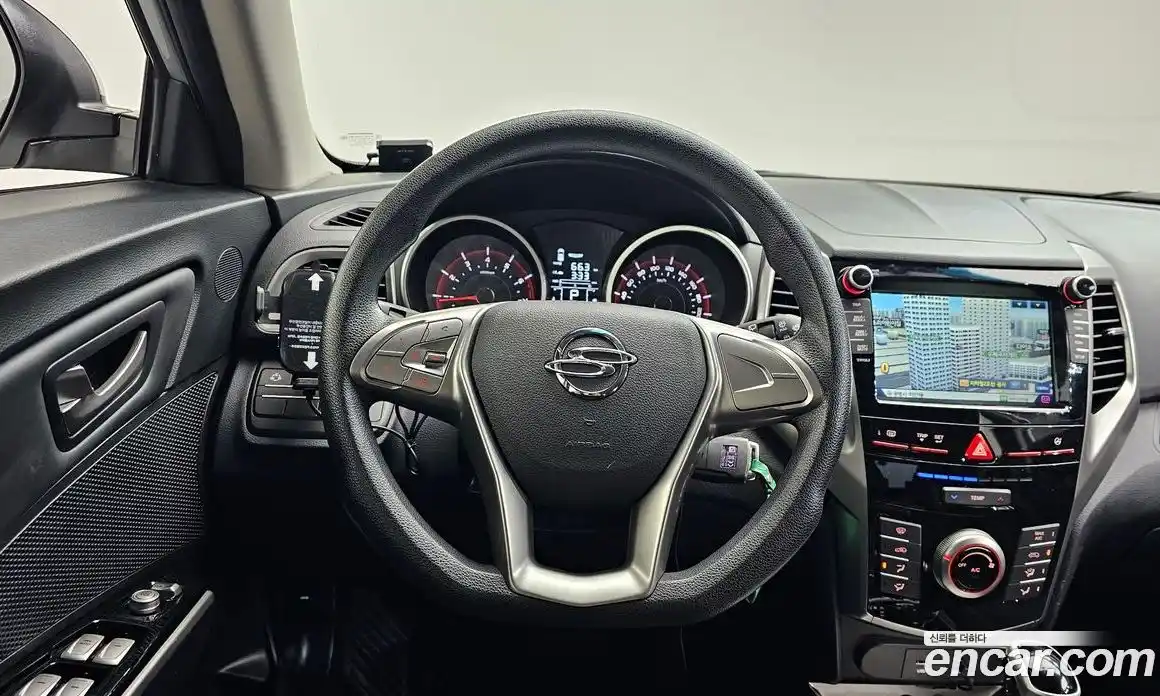 SsangYong TIBOLI 2015 1.6 Автомат в Москве № 386973, фото 13