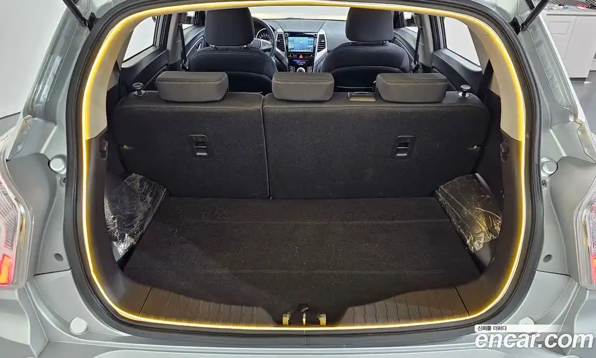 SsangYong TIBOLI 2015 1.6 Автомат в Москве № 386973, фото 20