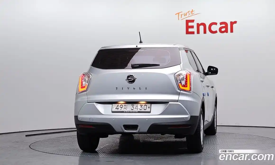 SsangYong TIBOLI 2015 1.6 Автомат в Москве № 386973, фото 4