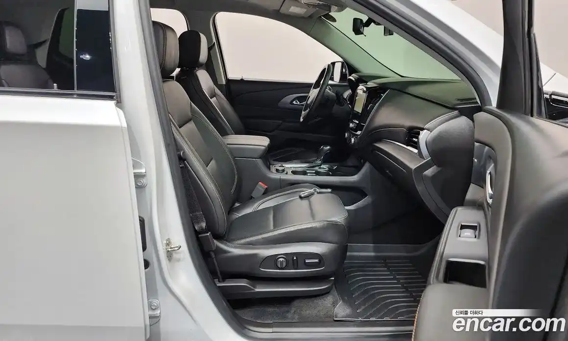 Chevrolet Traverse 2020 3.6 Автомат в Москве № 38992, фото 19