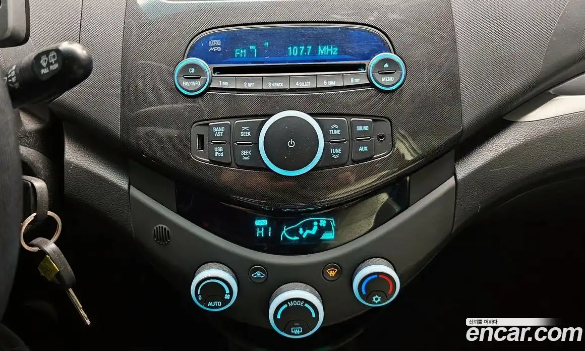 Chevrolet Spark 2012 1.0 Автомат в Москве № 39103, фото 5