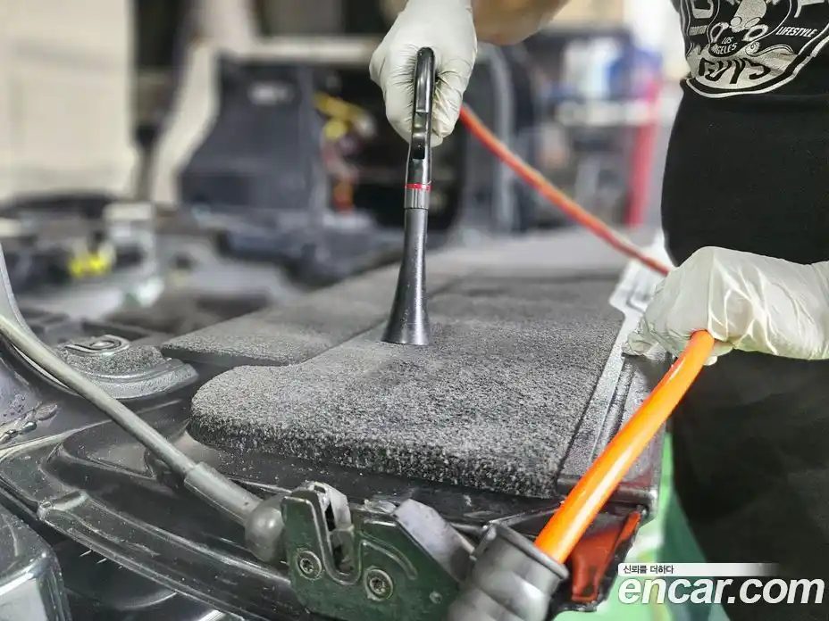 Land Rover Range-Rover 2011 5.0 Автомат в Москве № 392474, фото 15