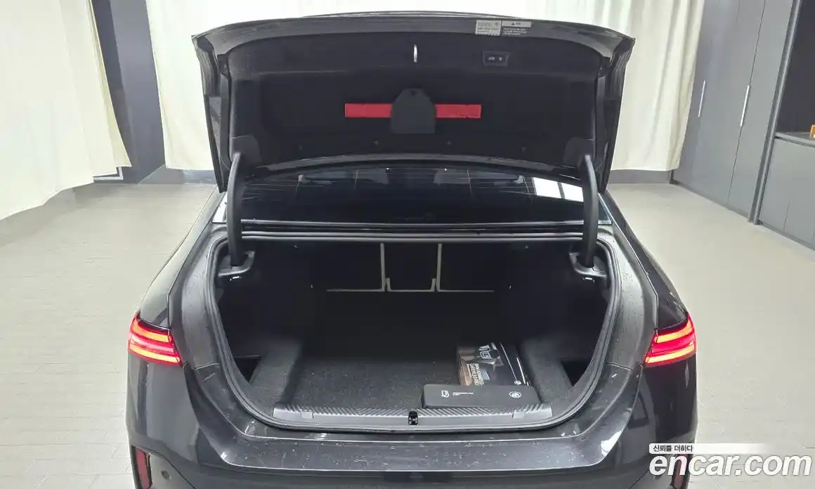 BMW 5-Series 2024 2.0 Автомат в Москве № 403162, фото 20