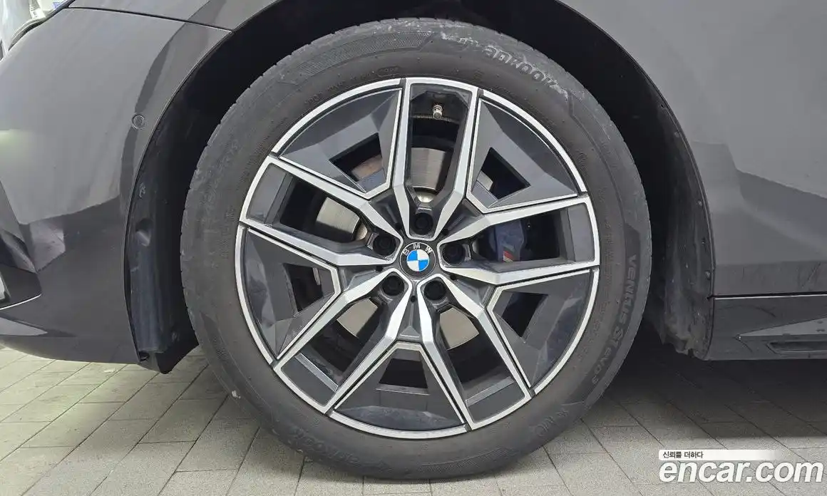 BMW 5-Series 2024 2.0 Автомат в Москве № 403162, фото 5