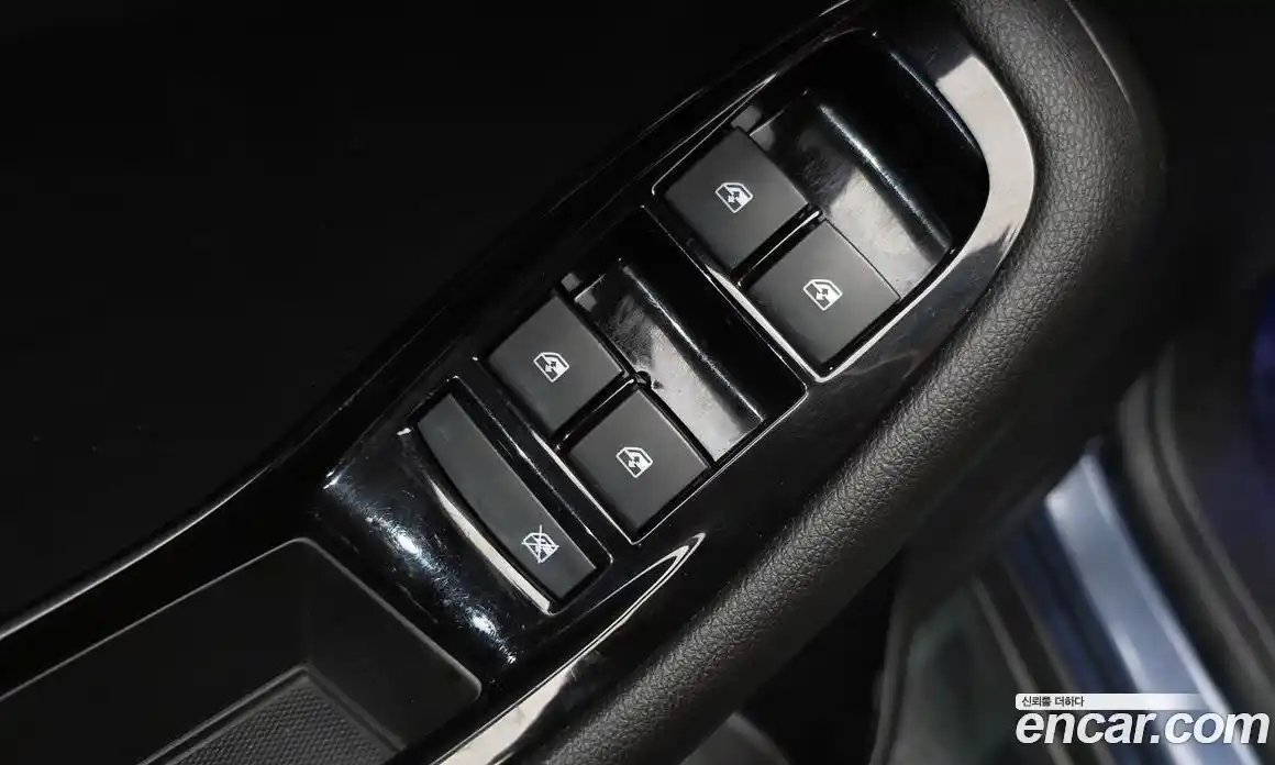 Chevrolet Orlando 2014 2.0 Автомат в Москве № 412275, фото 18