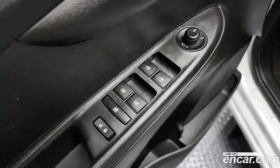 Chevrolet Spark 2017 1.0 Автомат в Москве № 41510, миниатюра 3