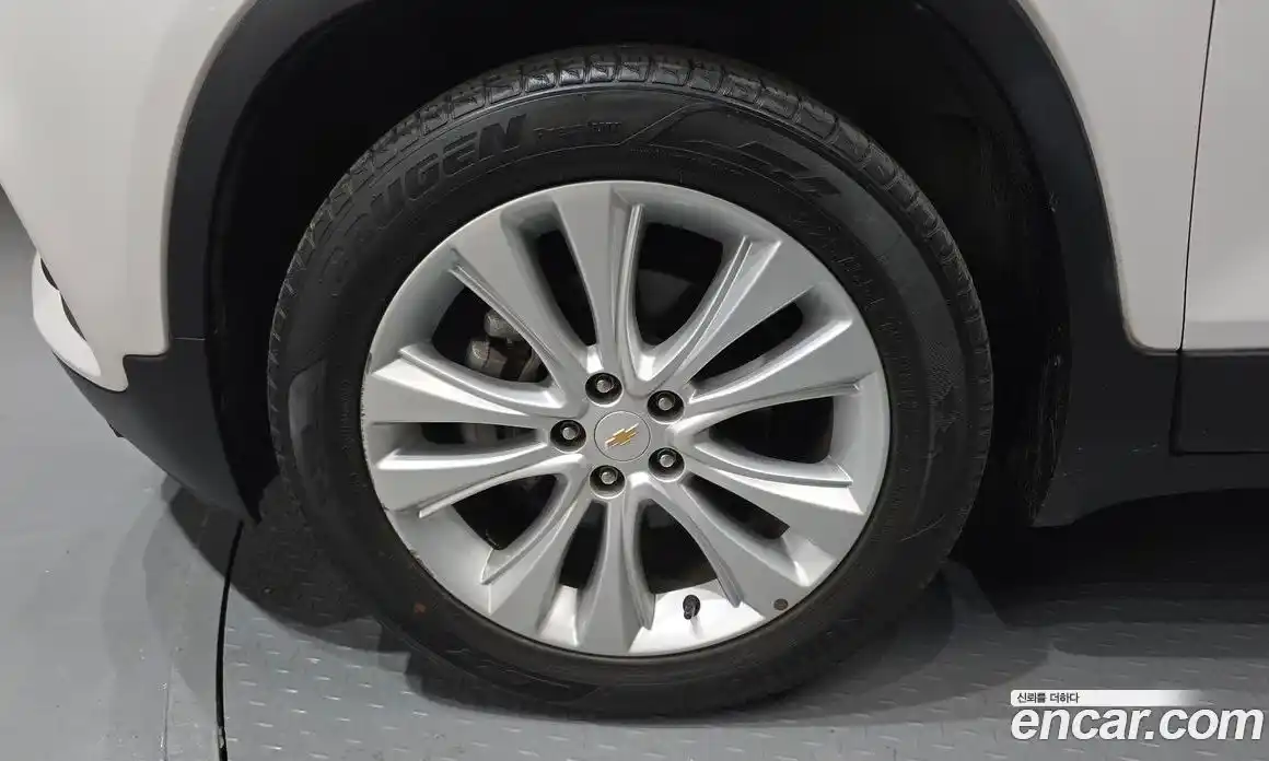 Chevrolet Trax 2018 1.4 Автомат в Москве № 41530, фото 4