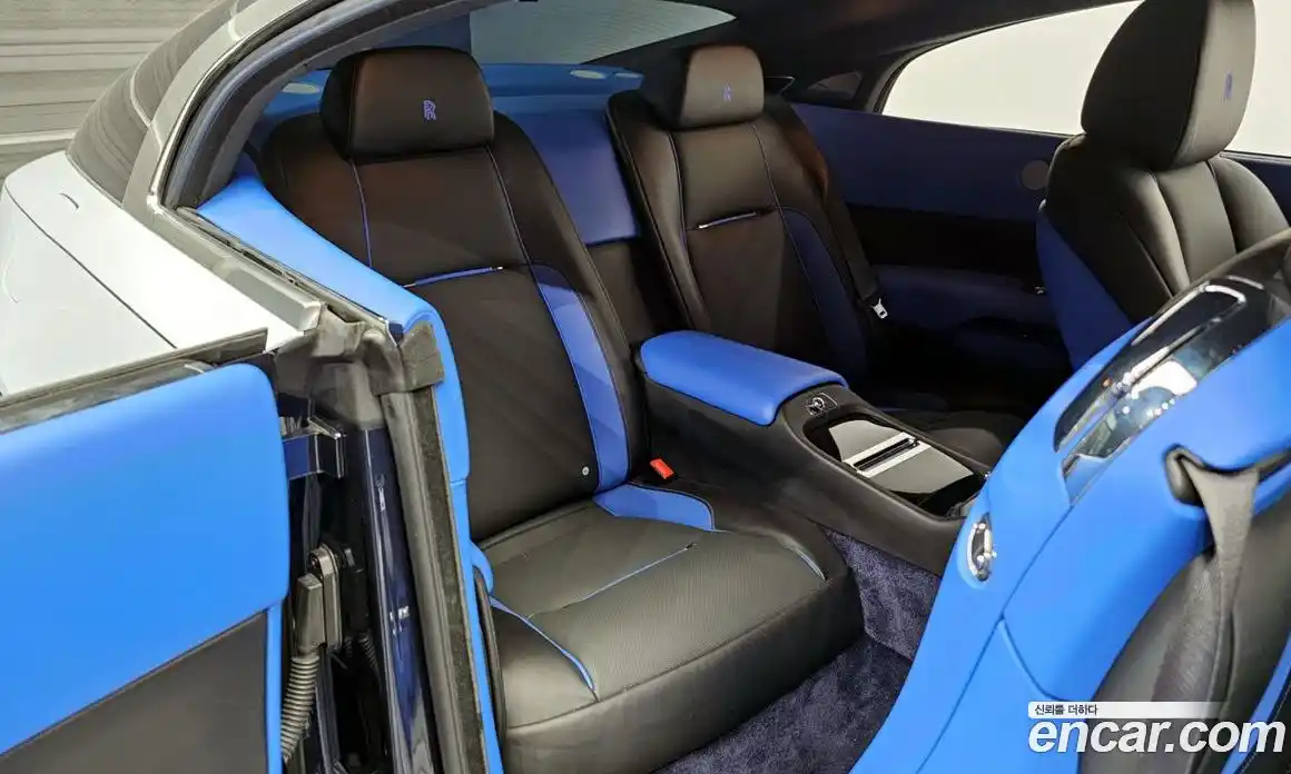 Rolls-Royce Wraith 2019 6.6 Автомат в Москве № 418278, фото 12