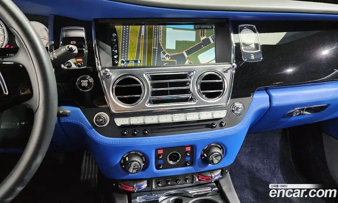 Rolls-Royce Wraith 2019 6.6 Автомат в Москве № 418278, фото 14