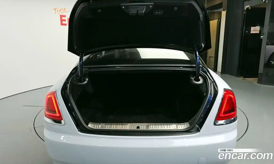 Rolls-Royce Wraith 2019 6.6 Автомат в Москве № 418278, фото 20