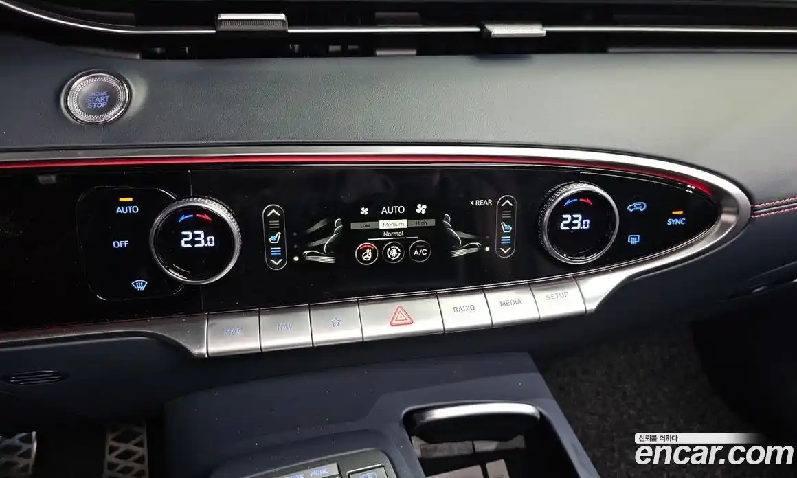 Genesis GV70 2021 2.5 Автомат в Москве № 419101, фото 15