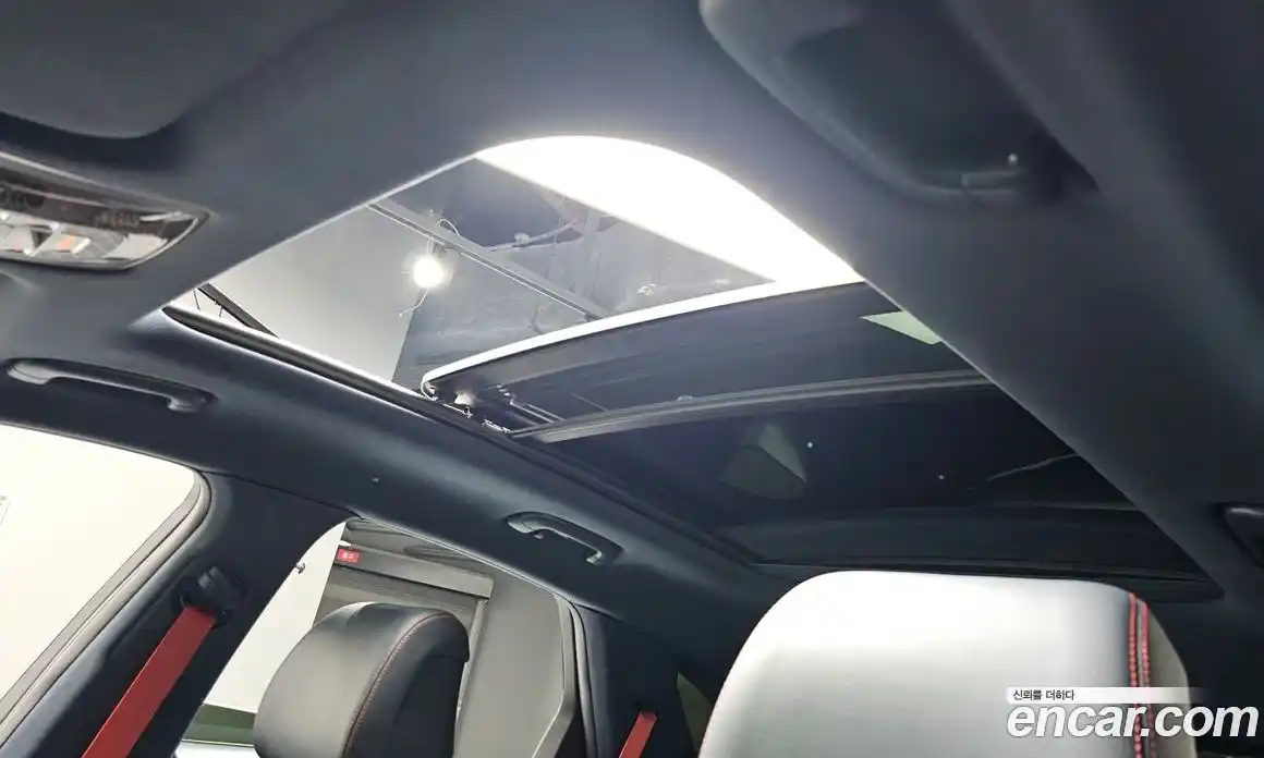 Genesis GV70 2021 2.5 Автомат в Москве № 419101, фото 16