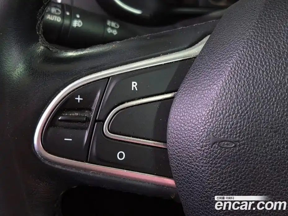 Renault QM6 2017 2.0 Автомат в Москве № 423926, фото 9