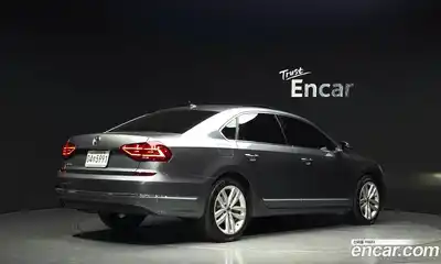 Volkswagen Passat 2018 2.0 Автомат в Москве № 431730, миниатюра 2