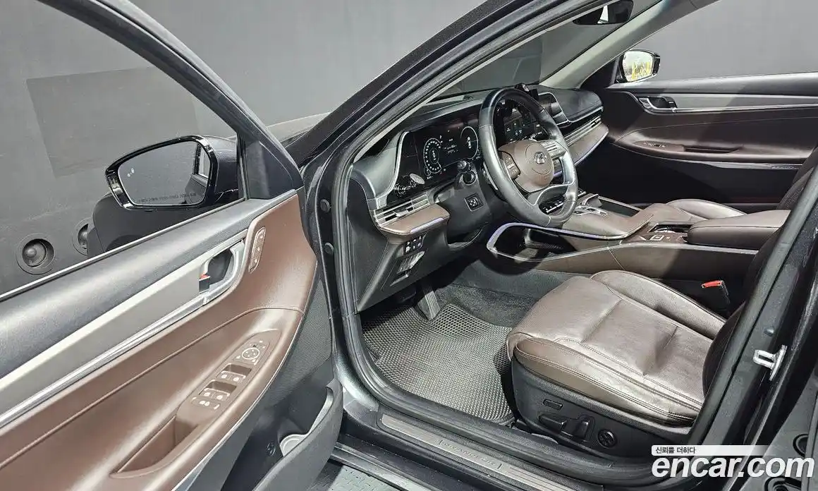 Hyundai Grandeur 2021 2.4 Автомат в Москве № 43852, фото 12