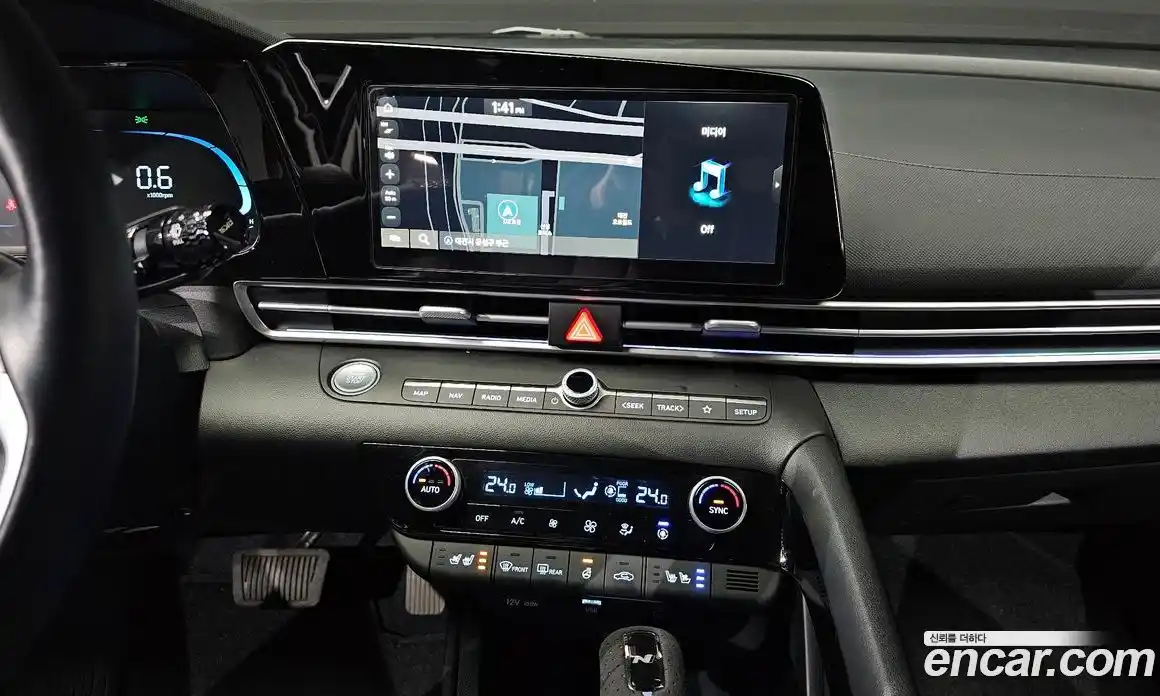 Hyundai Avante 2024 1.6 Автомат в Москве № 44299, фото 11