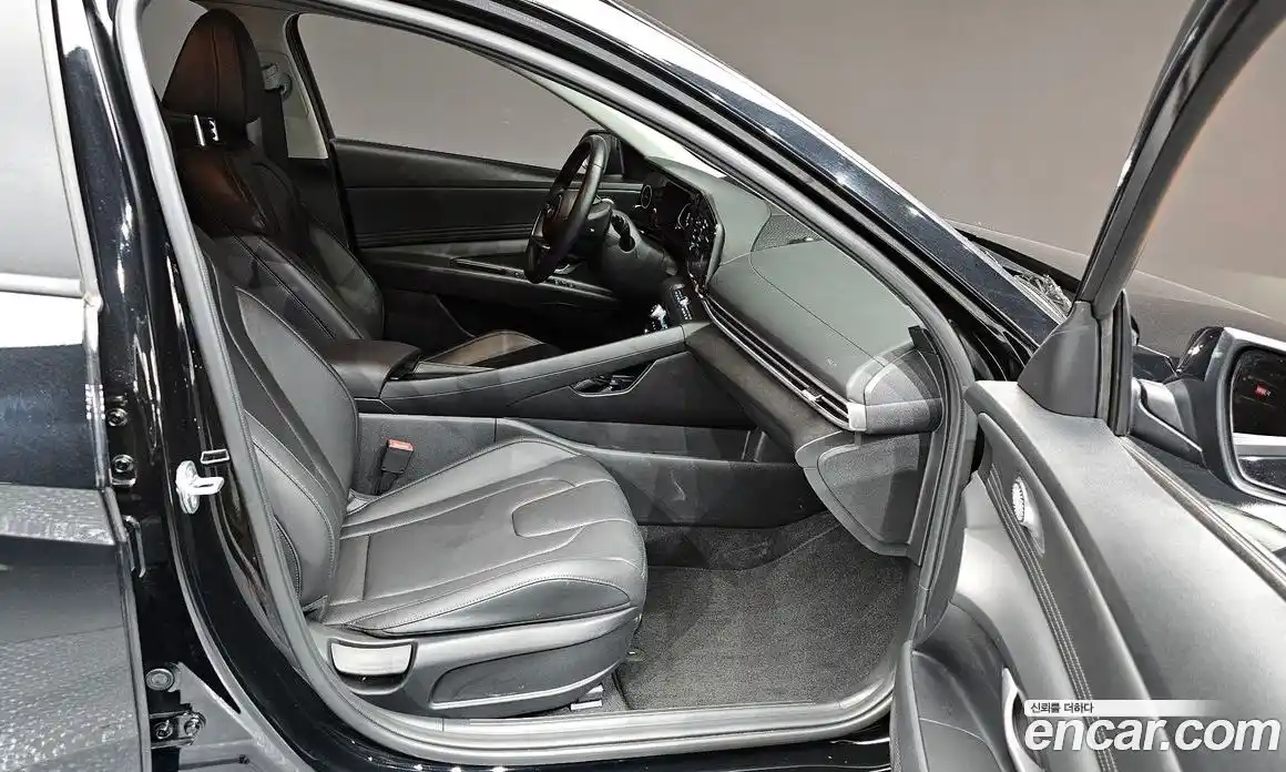 Hyundai Avante 2024 1.6 Автомат в Москве № 44299, фото 15