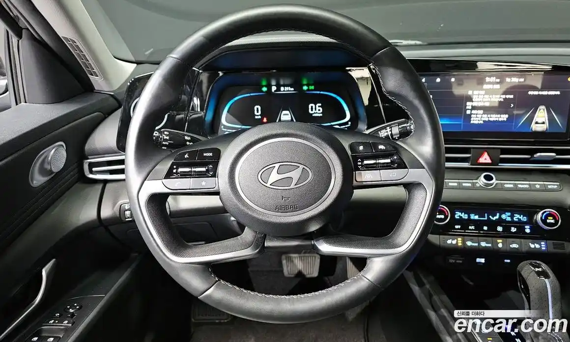 Hyundai Avante 2024 1.6 Автомат в Москве № 44299, фото 19