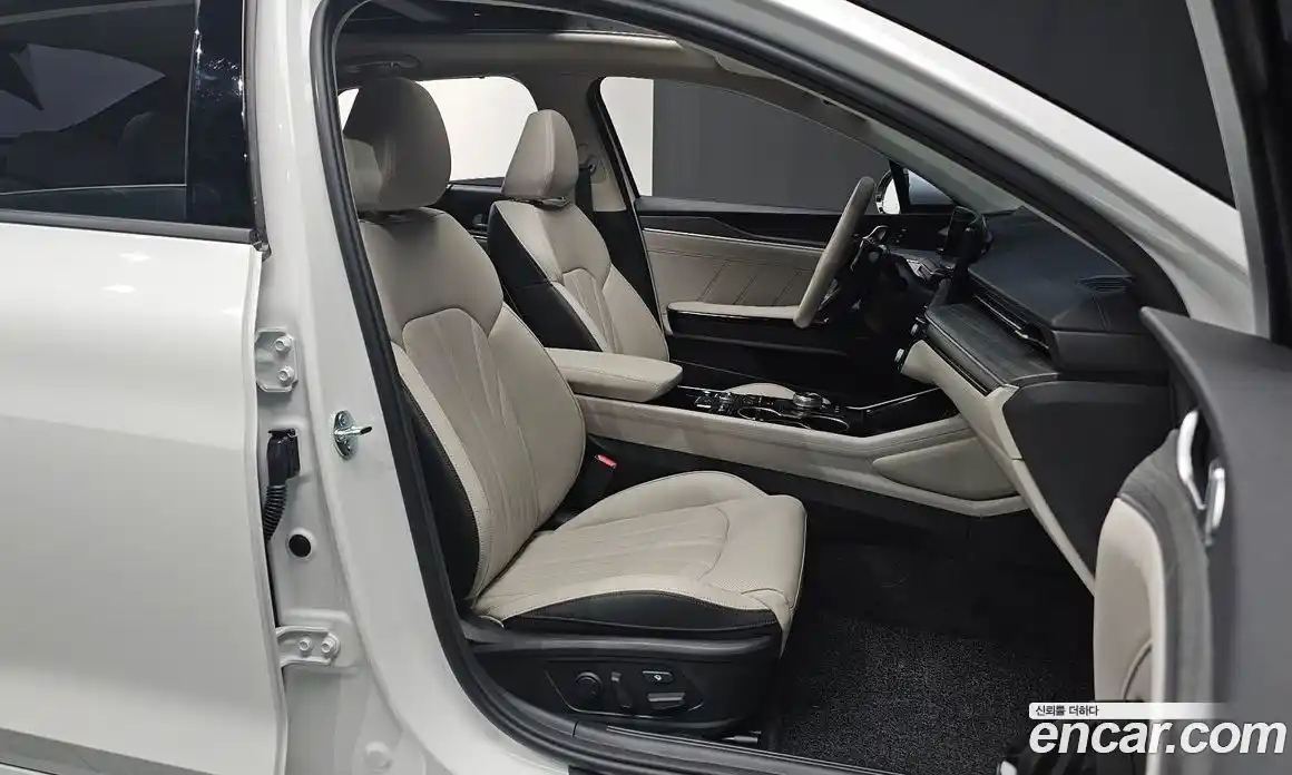 Kia K5 2025 1.6 Автомат в Москве № 450973, фото 10