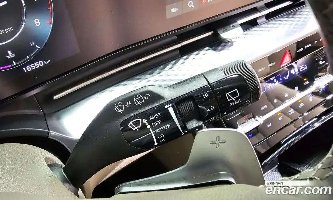 Kia Canival 2023 3.5 Автомат в Москве № 451298, фото 15