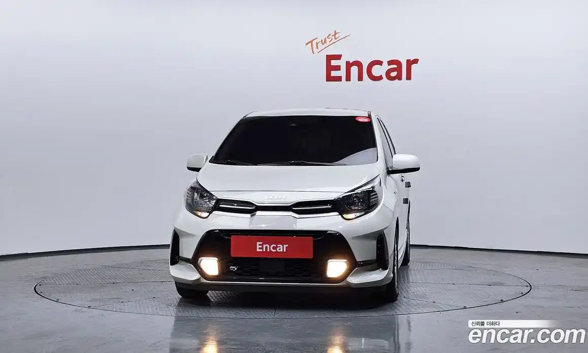 Kia Morning 2023 1.0 Автомат в Москве № 452480, фото 3