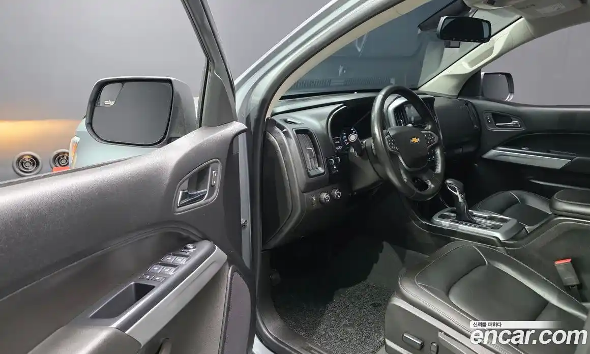 Chevrolet Colorado 2022 3.6 Автомат в Москве № 454865, фото 11