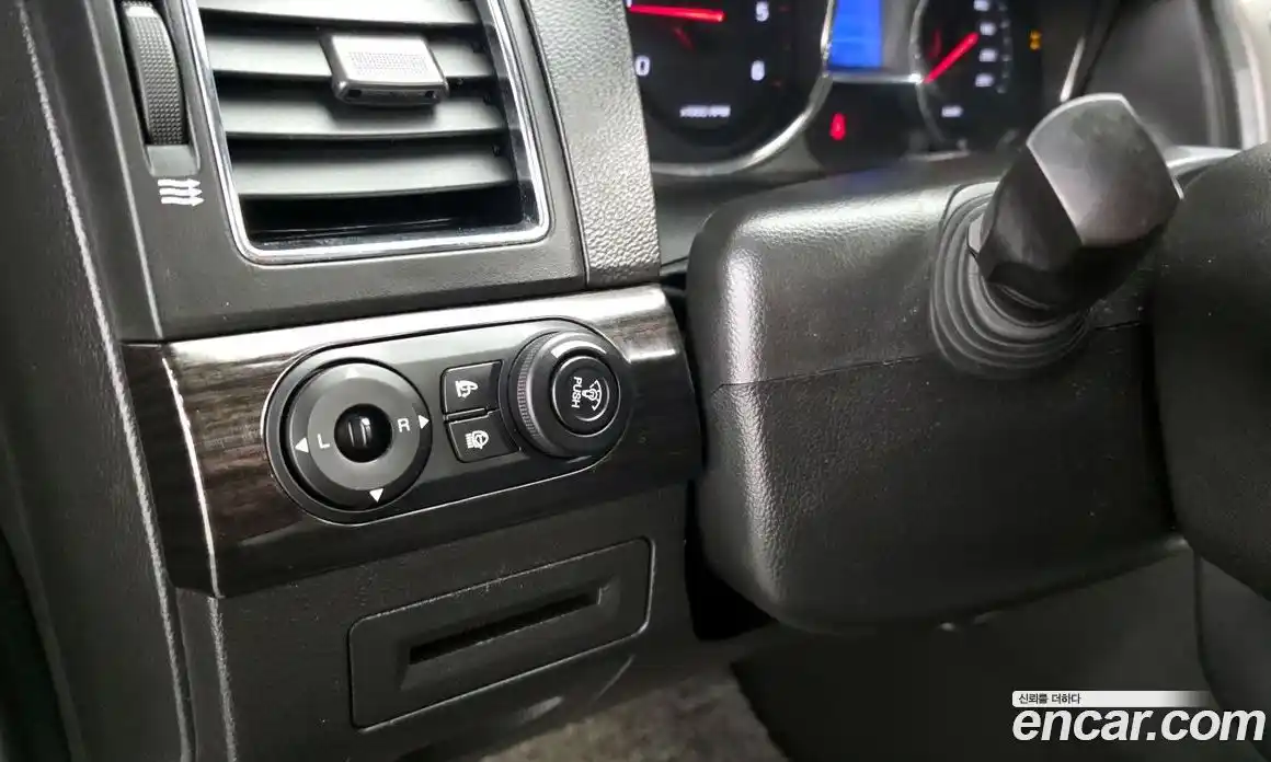 Chevrolet Captiva 2014 2.2 Автомат в Москве № 458477, фото 20