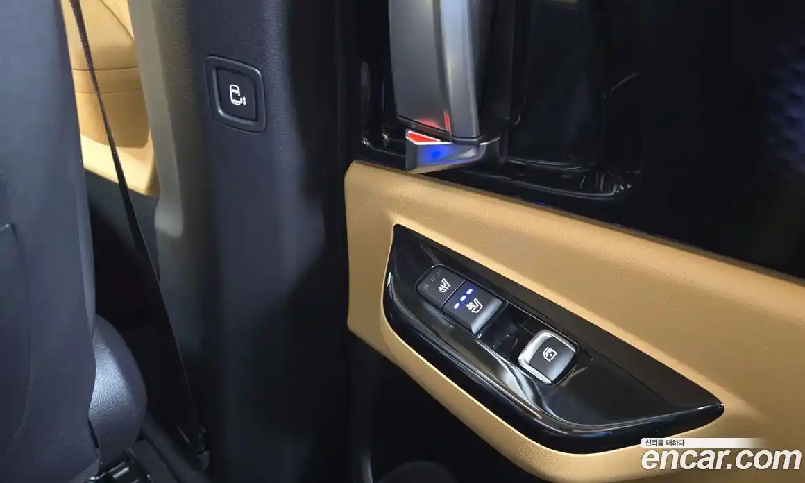 Kia Canival 2023 3.5 Автомат в Москве № 460018, фото 19