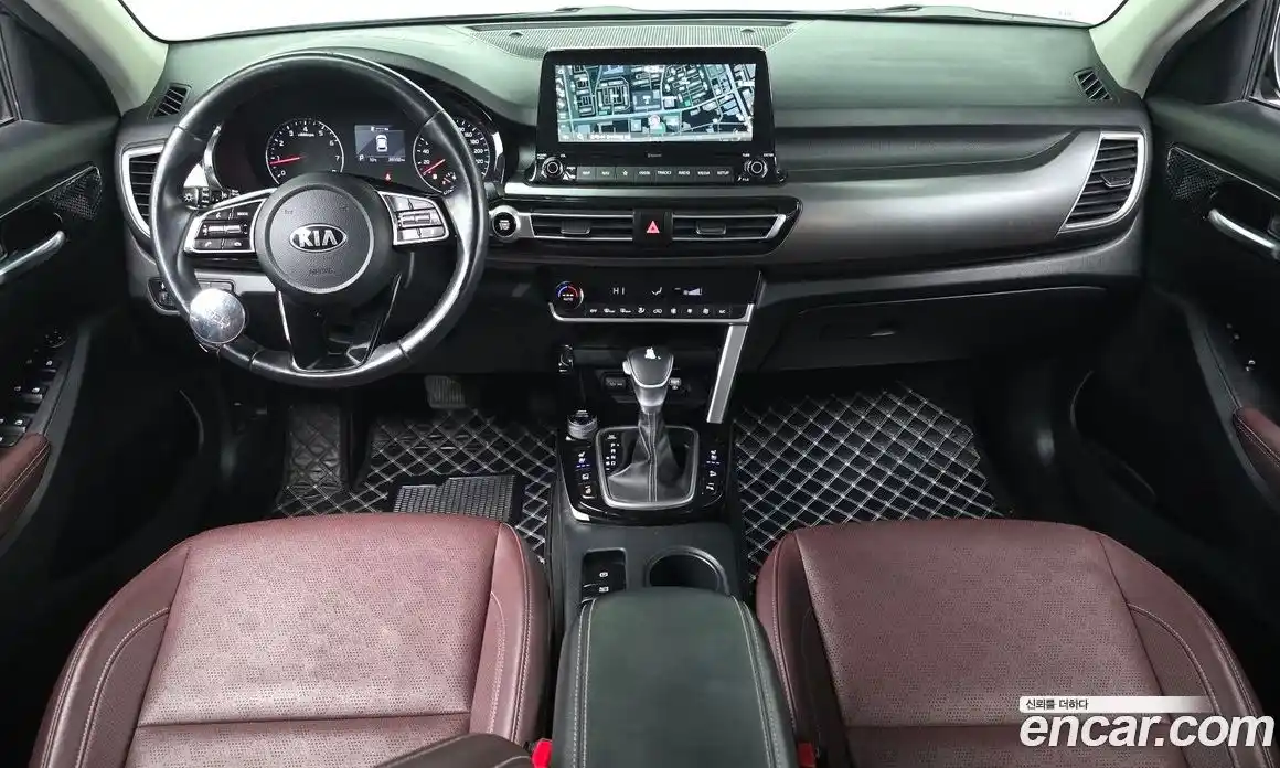 Kia Seltos 2022 1.6 Автомат в Москве № 461472, фото 7