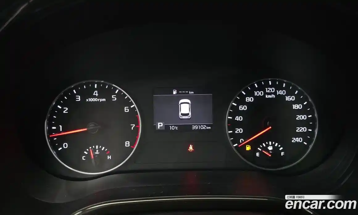 Kia Seltos 2022 1.6 Автомат в Москве № 461472, фото 8