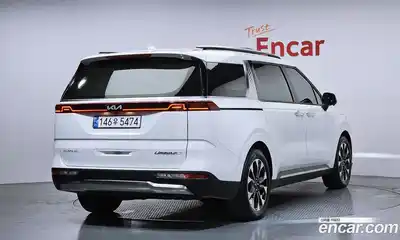 Kia Canival 2023 2.2 Автомат в Москве № 461776, миниатюра 2