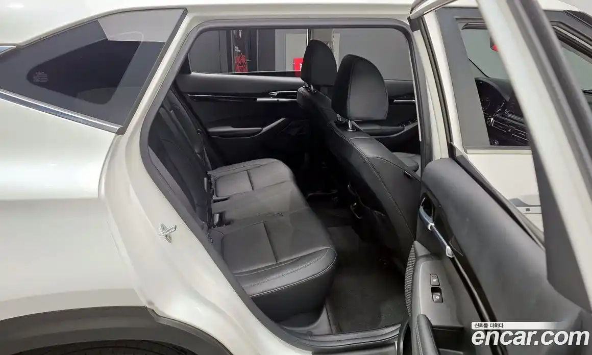 Kia Seltos 2023 1.6 Автомат в Москве № 461813, фото 12