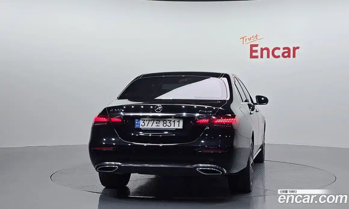 Mercedes-Benz E-Class 2021 2.0 Автомат в Москве № 467180, фото 4