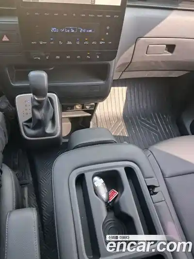 Hyundai Staria 2025 2.2 Автомат в Москве № 46849, миниатюра 12