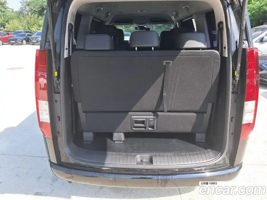 Hyundai Staria 2025 2.2 Автомат в Москве № 46849, фото 13