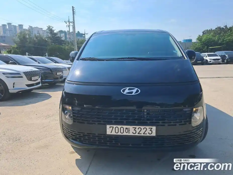 Hyundai Staria 2025 2.2 Автомат в Москве № 46849, фото 3